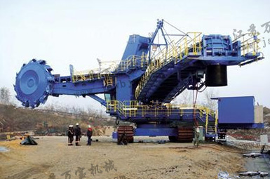 履帶斗輪取料機(jī) 履帶斗輪取料機(jī)